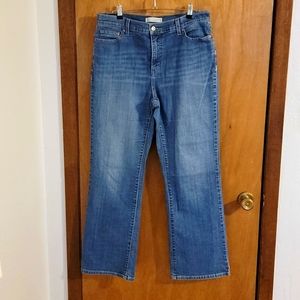 Levi Strauss Boot Cut 512 Perfectly Slimming Size 16 Jeans 👖